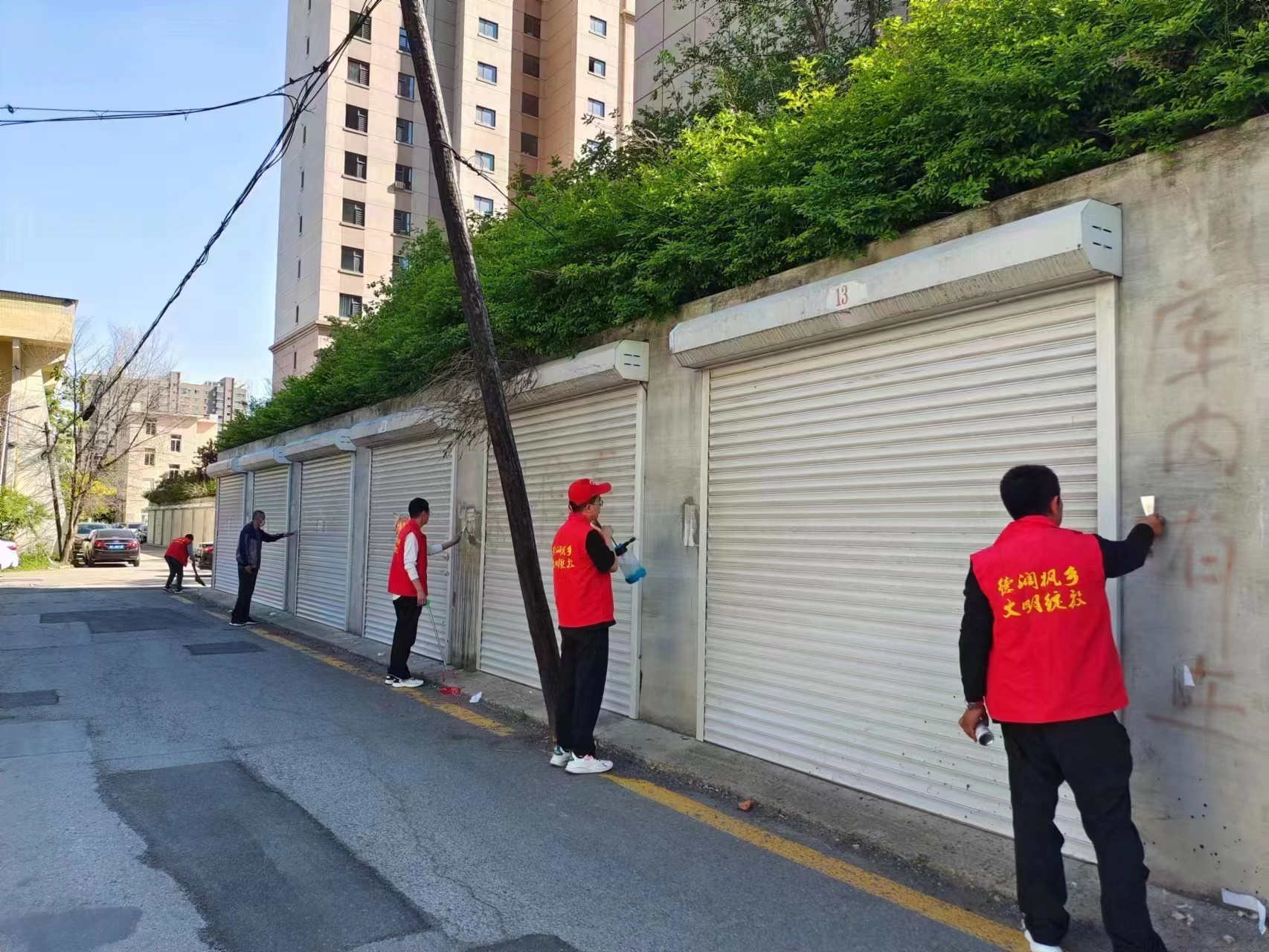 本溪县创建长效卫生管护机制让城市更美